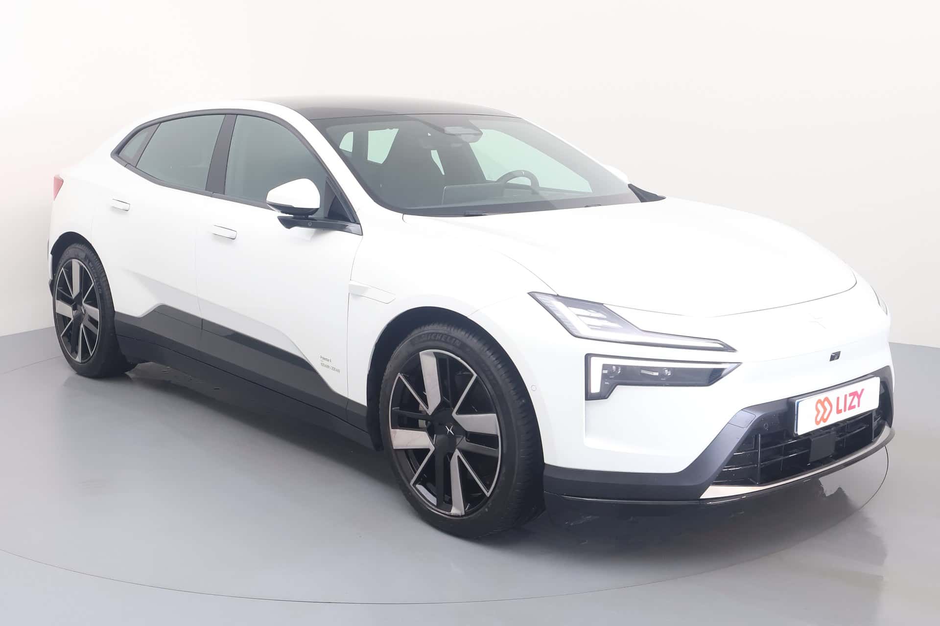 POLESTAR 4